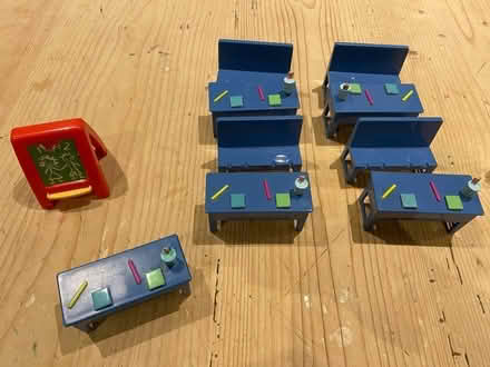 Photo of free Peppa pig school play set (BA2) #1