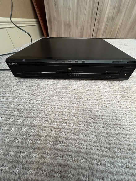 Photo of free DVD/CD changer (Niwot) #1
