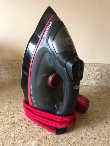 Photo of free Philips Steam Iron (Grindleton BB7) #1