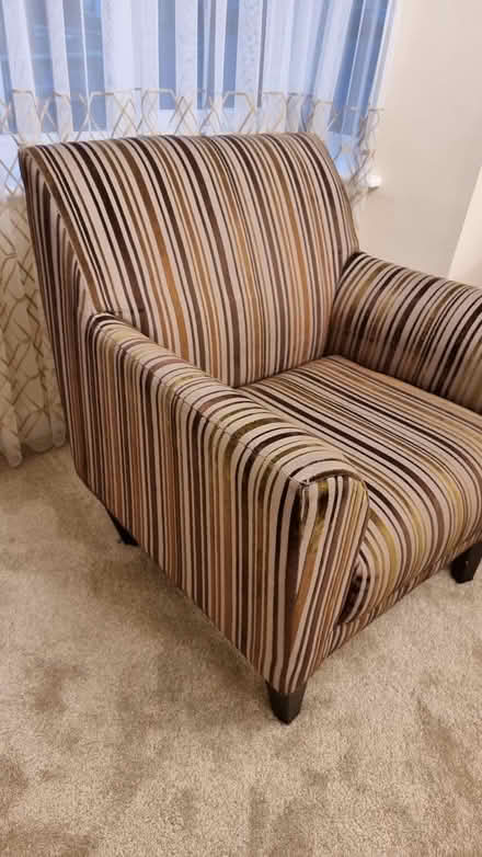 Photo of free Armchair (Aston S26) #1