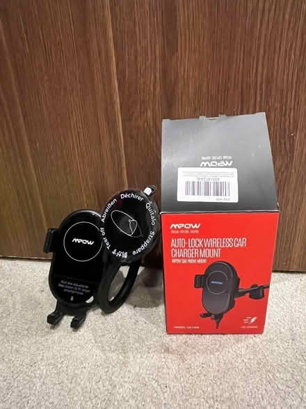 Photo of free Auto-lock Wireless Car Charger Mount (Catteshall GU7) #1