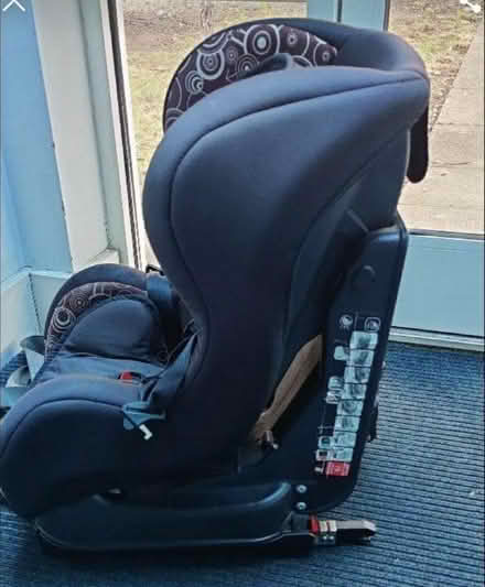 Photo of free Car seat (iso fix) (Waddon CR0) #1