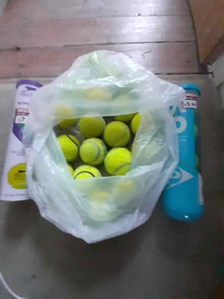 Photo of free Old tennis balls (Bexleyheath DA7) #1