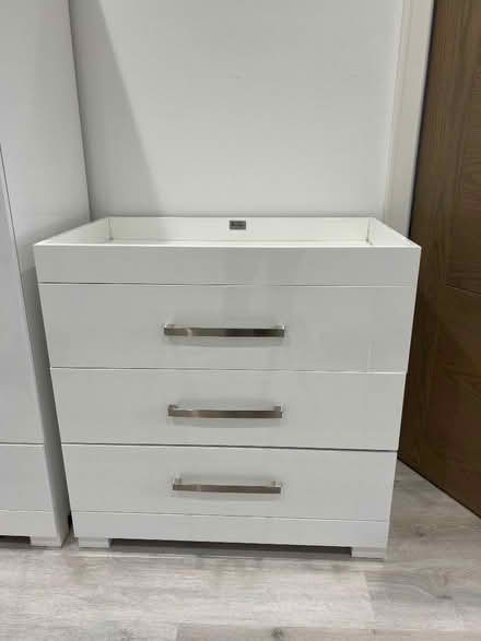 Photo of free Nursery wardrobe and chest of drawers (TW12) #1