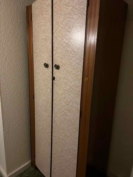 Photo of free Vintage 1950s wardrobe and drawers (EH14 kingsknowe) #1