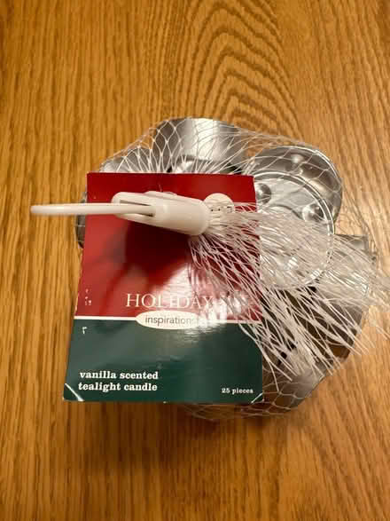Photo of free Vanilla Scented Tea Light Candles (Henrietta) #1