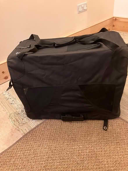 Photo of free Large pet carrier (Plumstead Common SE18) #1