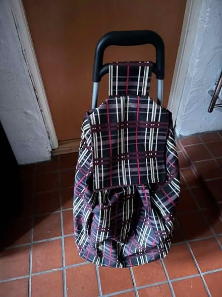Photo of free Shopping trolley (Dean EH4) #1