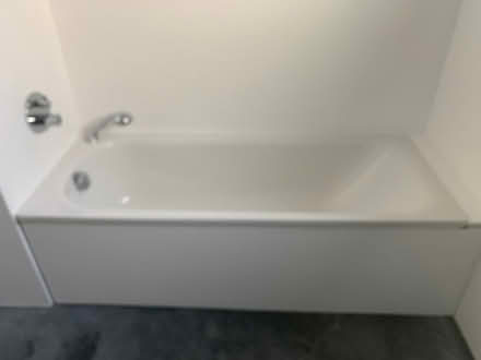 Photo of free Complete bathroom suite (Marshalswick AL1) #2