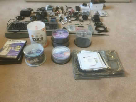 Photo of free PC related bits (Shevington Vale WN6) #2