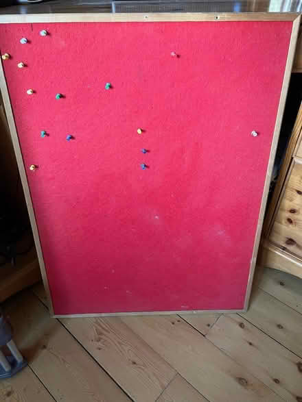 Photo of free Pin board 60x 80 cm (Dunfermline KY12) #1