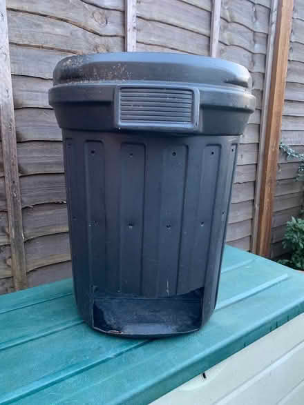 Photo of free Plastic bin used for compost (Caversham RG4) #2
