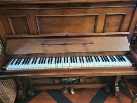 Photo of free Piano (EC4M) #1