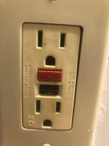 Photo of replacement plug (buckroe) #1