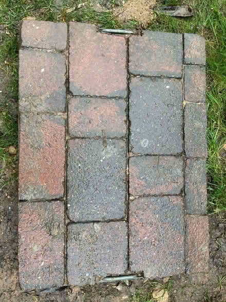Photo of free 20 square metres pavers (Watford Heath WD19) #1