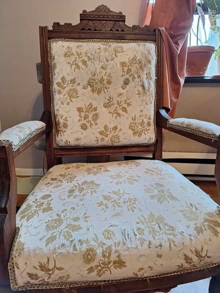 Photo of free Eastlake arm chair needs love (Parkdale, west toronto) #1