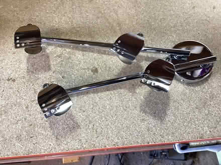 Photo of free 4 lamp chrome ceiling light (Mountsorrel LE12) #2