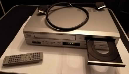 Photo of free DVD and VHS player (West Bridgford NG2) #2