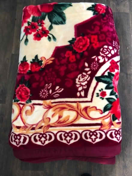 Photo of free Large Fleecy Blanket (L15 Wavertree) #1