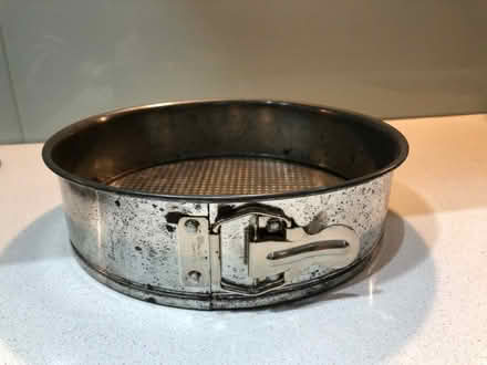 Photo of free Cake Tin 24cm / 9 inch Diameter (St Margarets TW1) #1
