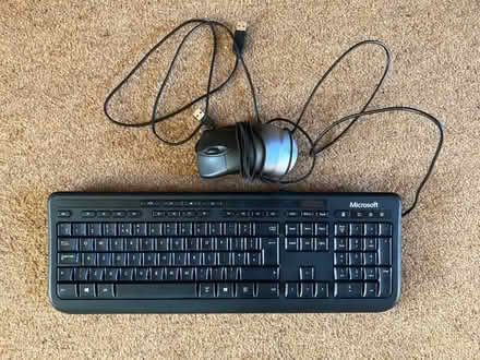 Photo of free Microsoft keyboard and mouse (Stannington S6) #1