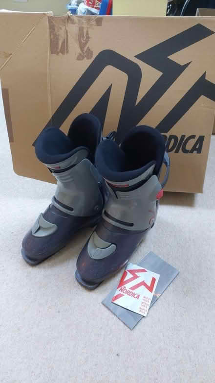 Photo of free Ski boots size 10 (Shepley) #2