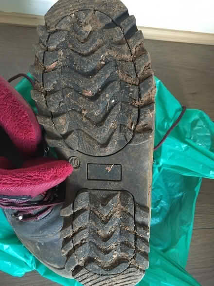 Photo of free Size 40 / UK 7 walking boots (Splott CF24) #4