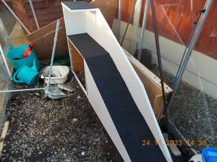 Photo of free ramp made for dog to climb up to get onto bed (Astley Bridge BL1) #1