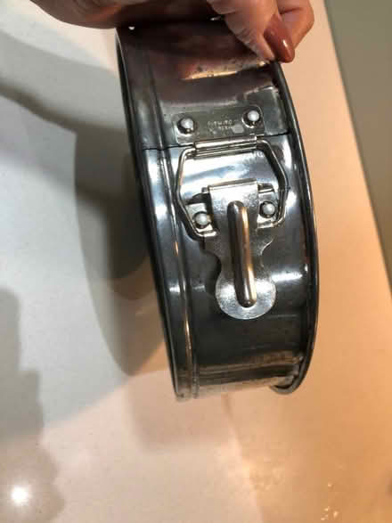 Photo of free Cake Tin 24cm / 9 inch Diameter (St Margarets TW1) #2
