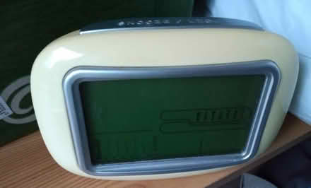 Photo of free battery alarm clock (Saint Philip's S1) #2