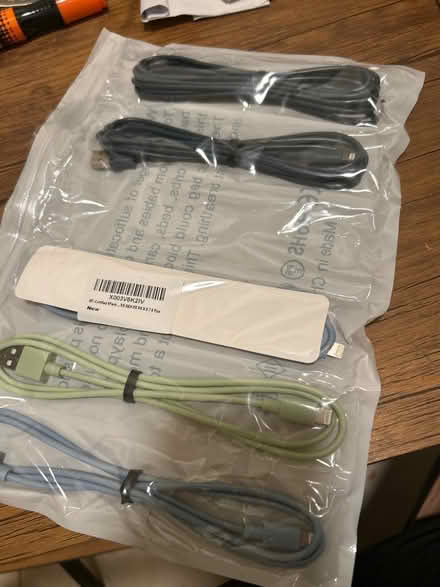 Photo of free iPhone lightning cables (Crown heights) #1