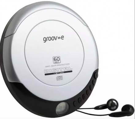 Photo of Portable CD player (windsor-maidenhead-freegle CGA SL6) #1