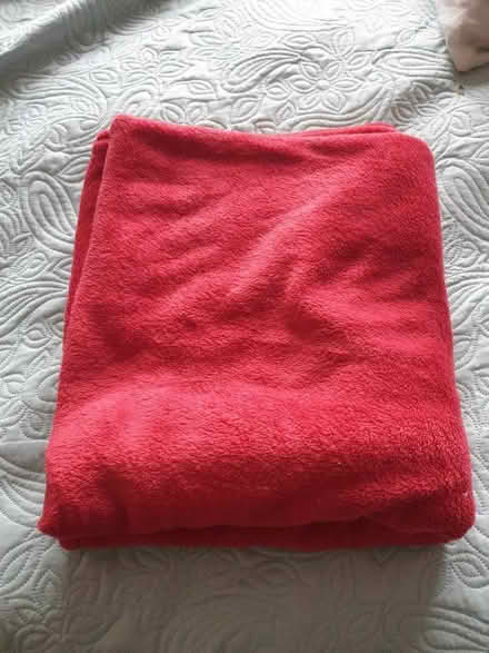 Photo of free Large Fleece Throws (Trowbridge BA14) #3