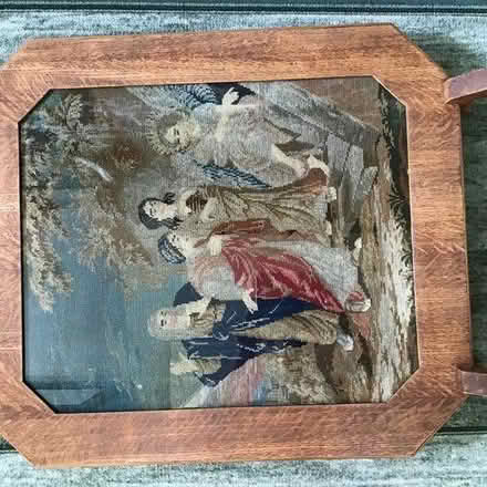 Photo of free Vintage Oak Fire Screen w Tapestry (CV22 Bilton) #4