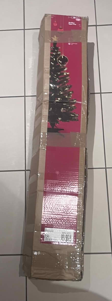 Photo of free 5 FT FAIBTE optic Xmas Tree (Chelmsford CM2) #3