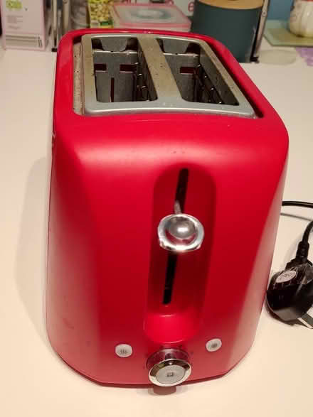 Photo of free Toaster (TW2 Twickenham) #2
