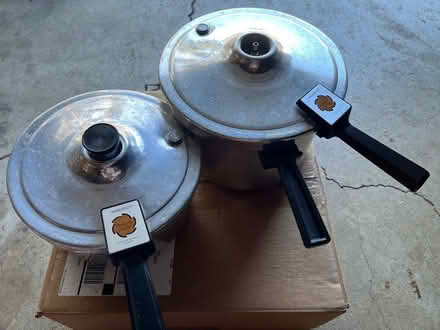 Photo of free Pressure cookers (Los Altos) #1