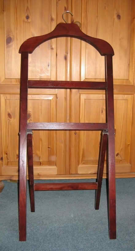 Photo of free Valet suit hanger (Charvil RG10) #2