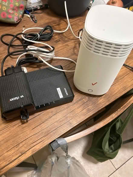 Photo of free Verizon router modem set (Crown heights) #1