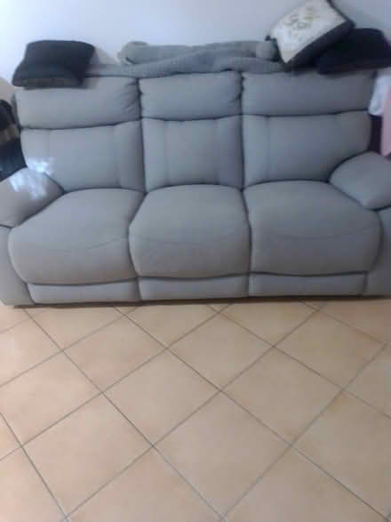 Photo of free loungesuite (Tweed) #1