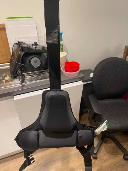 Photo of free Small desk 2 office chairs 1 back support (Wycombe centre HP11) #4