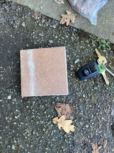 Photo of free Small quarry tiles (Colwall WR13) #1