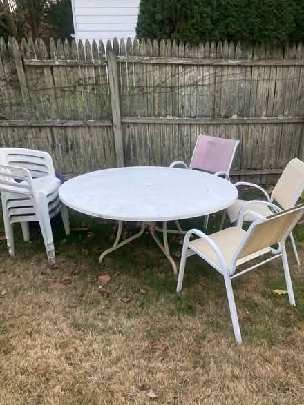 Photo of free Deck/patio table and chairs (Riverside Connecticut exit 5) #1