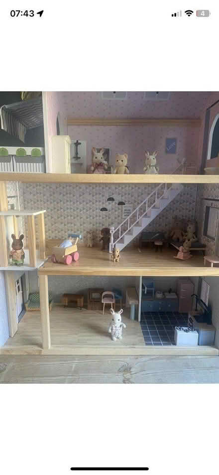 Photo of free Dolls house (Cheshunt) #1
