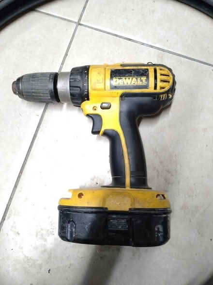 Photo of free Electric cordless drill (Halton LA2) #1