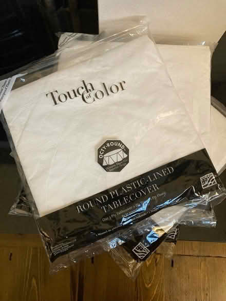 Photo of free Round Paper tablecloths (Cheltenham) #1