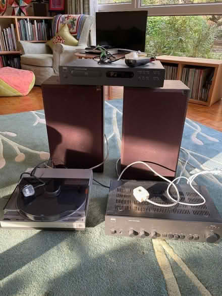 Photo of free Turntable, amp, CD player & speakers (Weybridge KT13) #1