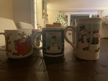 Photo of free Christmas Mugs (Putnam Valley) #3