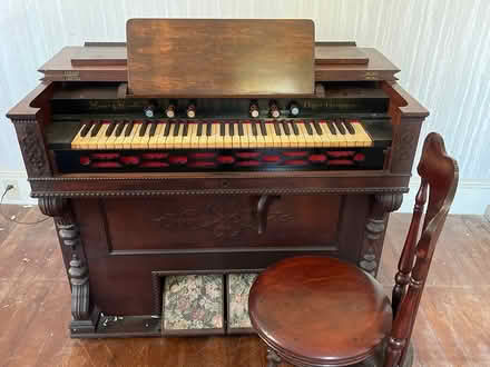 Photo of free Pump Organ (Warwick Neck) #1