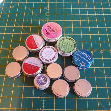 Photo of free Various small tins (DE21) #1